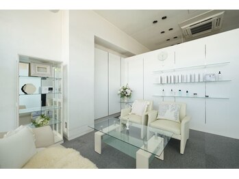 マロウド 藤枝店(malowdo)/広々とした店内