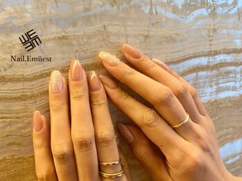 ネイル エミュスト(Nail Emuest)/シンプルネイル/ラメ/Miki