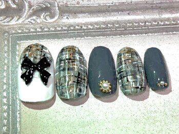 キュント(Qun’t)/黒ツイードネイル