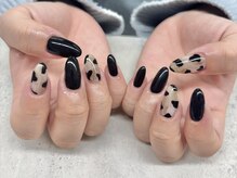ネイルサロン ドゥ(Nail Salon Doux)/【ラテリア】ブラックネイル
