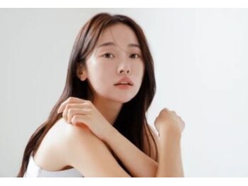 サロン エミリー(Salon Emily)の写真/年齢肌・くすみ・乾燥など、お客様ごとに違う肌悩みに対応◎豊富な知識×丁寧なカウンセリング★