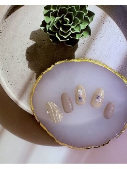 ネイル バズ(NAIL BUZZ)/初回ソフトジェルオフ込6800円