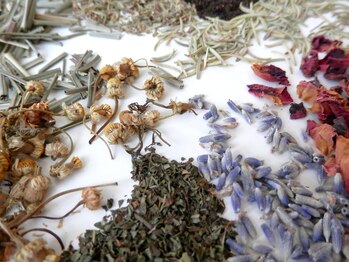 アレミュ(Allez mieux)/オーガニックハーブ使用