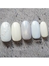 たゆ ネイル(たゆnail)/ブルーホワイトマグネットネイル