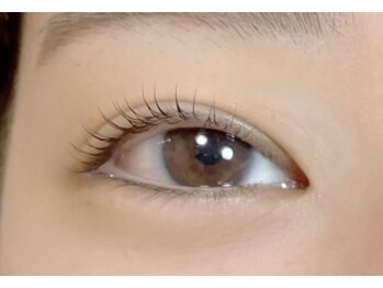 プリュムアイラッシュ(plume eyelash)/まつげパーマ