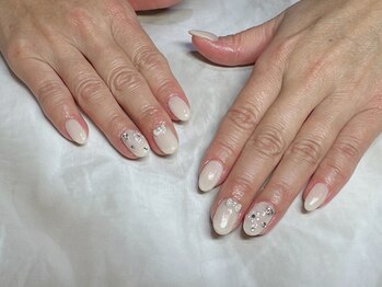 クララ カスガイ(CLALA Kasugai)/持ち込み片手2本アート