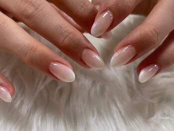 ザラボアングゥ(The Labo ungu)/ホワイトグラデーション