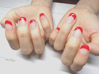 さりげなく推しネイル