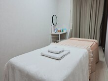 BeautyWellness salon FUL【毛穴/小顔/美肌/くすみ/シワ/リンパ/肩こり/よもぎ蒸し】の雰囲気(完全個室のプライベート空間)