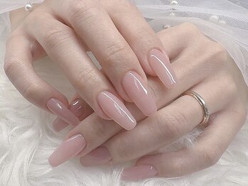ラピネイル(Lapi Nail)の写真/自爪が短い方も綺麗なフォルムに。スカルプではなくチップで長さ出しするので左右差が少なく綺麗な指先へ♪