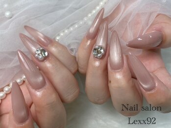 レックス(Lexx92)の写真/500色のカラー/200色のマグネットから選べる、うるツヤシンプル系ネイル☆