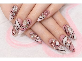 ネイルズティンク(Nails.tink)の写真/長さ出し!自爪が折れた・薄い・割れやすい方必見★スカルプorジェルチップ!モチの良さと強度で理想の形へ