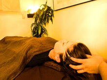 リラクゼーションサロン ぼでぃーはーと/ヘッドスパ施術風景