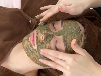 レヴィア(Revia)/4.ハーブピーリング