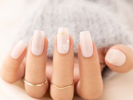 シンプルリボンネイル