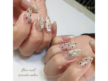 フロウネイル(Flow nail)
