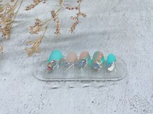 エフツー(F2)/ラグジュアリー