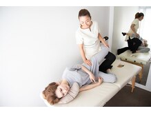 美容整体サロン キュー オー ヴイ(Q.O.V)/施術／骨盤矯正