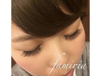 ファミリア/最高ミンク本数無制限つけ放題