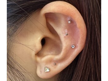 サララ(SALALA)/耳つぼジュエリー☆彡