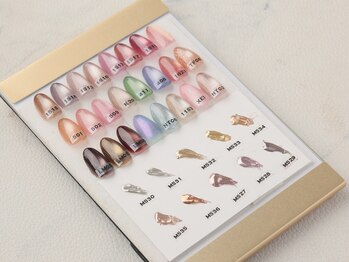 エヌ(N)/マグネットネイル