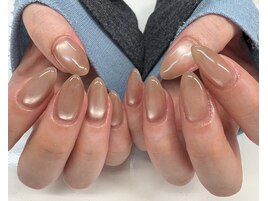 透明感のある柔らかい指先