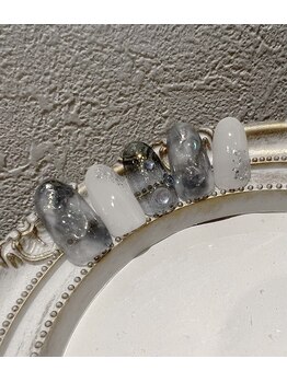 ハーティーネイル 自由が丘南口店(heartynail)/ホワイト/ニュアンス/クリア