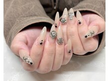 イズネイル(izu Nail)/