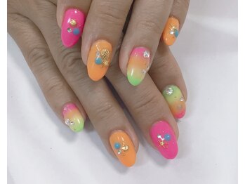 ネオンカラーネイル