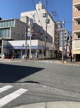 アールラッシュ(R-LASH)/信号を渡るだけ