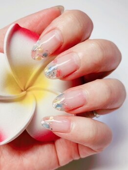 フレンチシェルネイル