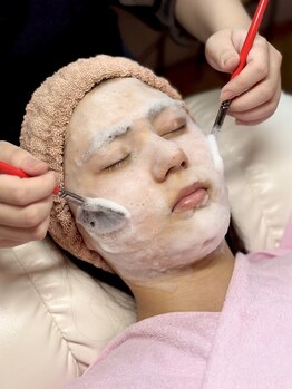 ラシックの写真/《韓国で話題のララピール導入！》美容液を肌にしっかり閉じ込めるので輝き×潤いある"水光肌"に導きます♪