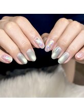 マイオティック ネイル(miotic nail)/うるうるオーロラデザイン