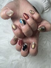 おしゃれ個性派ネイル