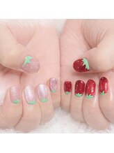 ネイル アトリエ アミュレット(Amulet)/いちごネイル