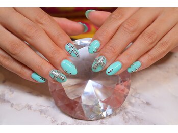 オトネイル(Oto Nail)/ターコイズビジューネイル