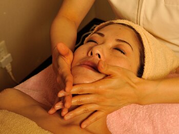 プラーナ(PuraaNa)/【フェイシャルトリートメント】