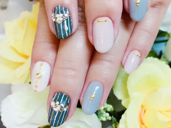 バーグ(bague)/ストライプネイル