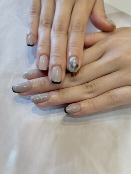 クレイン(Crane)/クールと綺麗めネイル!