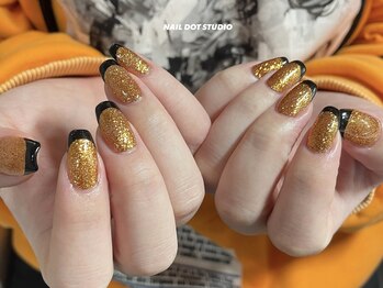 ネイルドットスタジオ 堺筋本町(NAIL DOT STUDIO)/ラメベースフレンチ