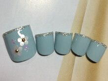 ネイルサロン リリオ(Nail Salon Ririo)/ホロ花フットネイル