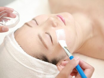 アイザ ビューティ(AIZA BEAUTY)/成分最上級のフェイシャルケア