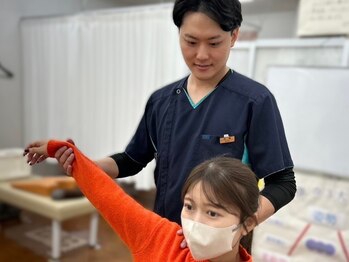 金町南口整体院の写真/国家資格保有スタッフが施術☆プロの手で姿勢・骨盤の歪みを本来の位置に戻し、全身のバランスを整える◎