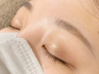 コルテアイ(CoRte.eye)の写真/【口コミ高評価★】美眉スタイリングでワンランク上のアイブロウに♪贅沢アイパック&エクソソームケア◎