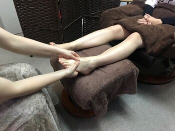 リラックスゆゆ/脱力！気持ちいい足つぼ！