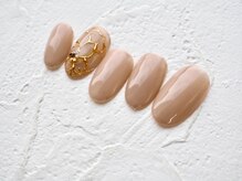 カトルナフ(quatre fois neuf)/くすみピンクの手描きお花ネイル