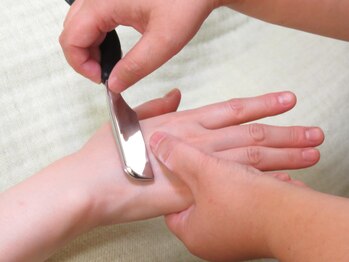 チアキ(CHIAKI)/手のシェービング