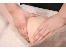 クリアリー(clearly)/セル脂肪をもみほぐす！！