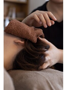 マラカイト(MALACHITE)/施術:ヘッドマッサージ