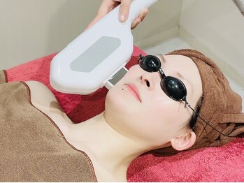 美肌脱毛エステサロン ベール 昭島店の写真/【初回光フェイシャル¥3300】幅広い効果を実感できるSpecialエイジング♪くすみ/シミシワケア/たるみ改善！